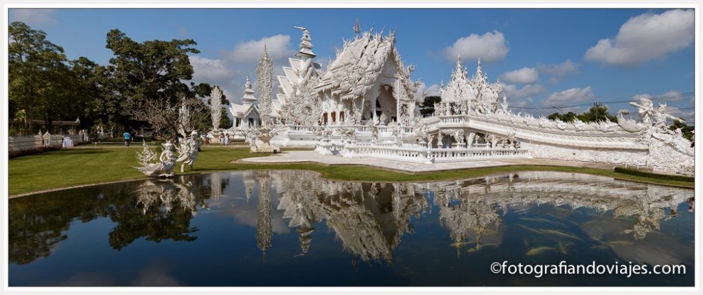 Wat Rong Khun o templo blanco en Chiang Rai Tailandia