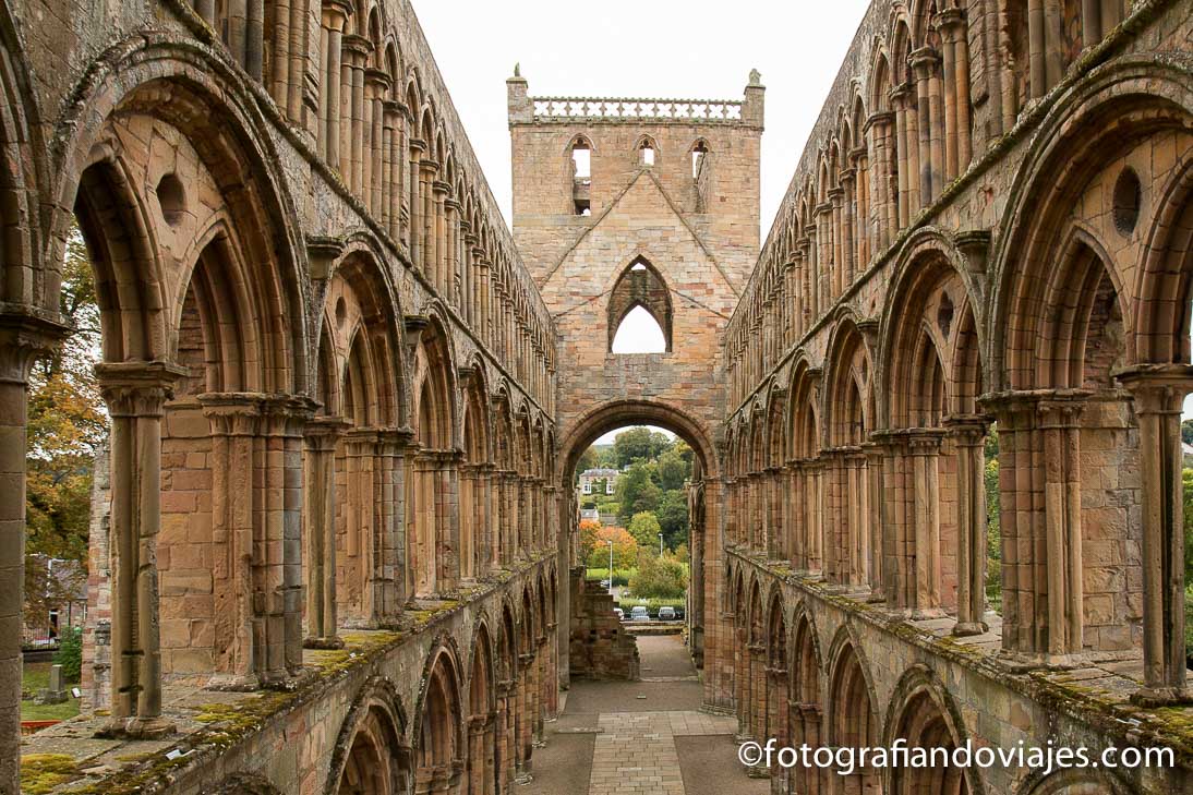 mejores abadias catedrales en ruinas escocia