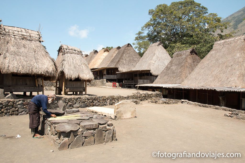 Bena pueblo Ngada que ver en Flores