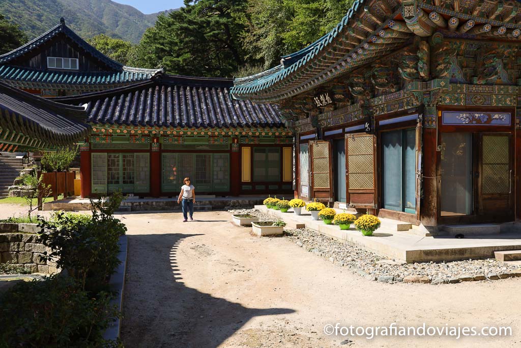 Templo Seoknamsa corea del sur