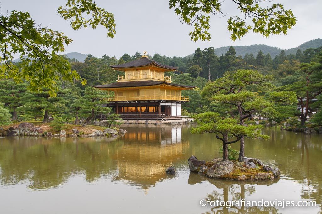 Templo Kinkakuji o Pabellón dorado en Kioto