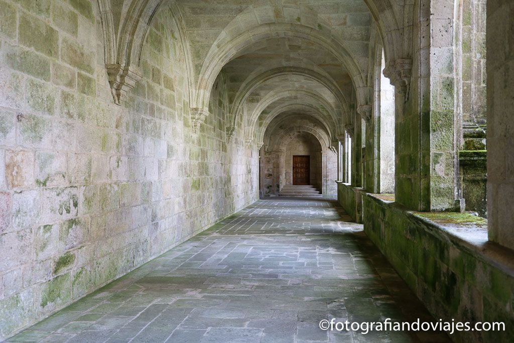 claustro monasterio Santa Maria de Oseira