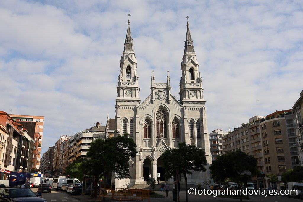 Iglesia de Santo Tomas de Canterbury Aviles