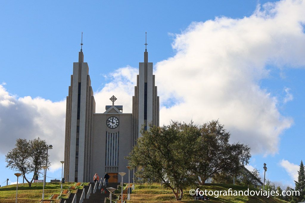iglesia Akureyri Islandia