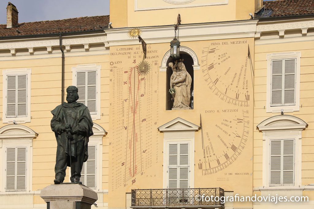 palacio del gobernador Plaza Giuseppe Garibaldi parma