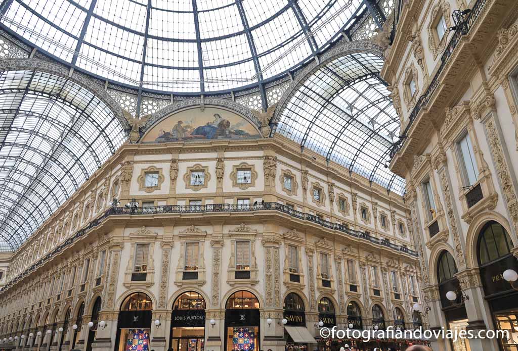 Galería comercial Vittorio Emanuele II milan