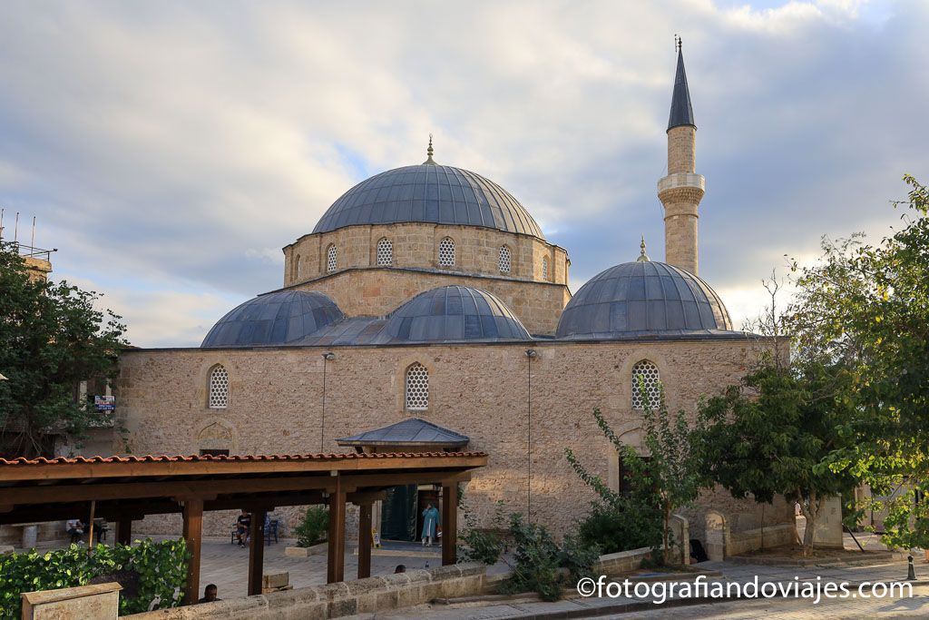 Tekeli Mehmet Pasa Camii que ver en Antalya turquia