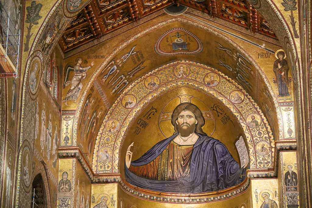 cristo pantocrator de mosaico en la Catedral de Monreale Sicilia