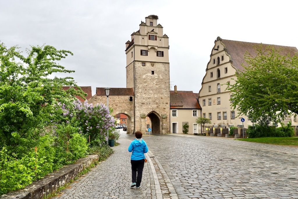 Nordlingen Tor Dinkelsbühl Ruta Romántica Baviera Alemania