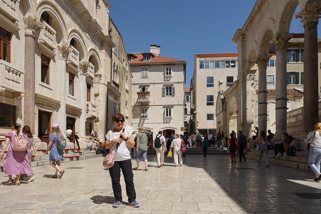 Plaza Peristilo split croacia