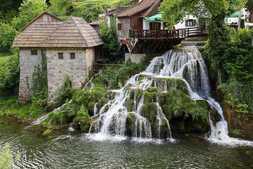 cascadas que ver en Rastoke croacia