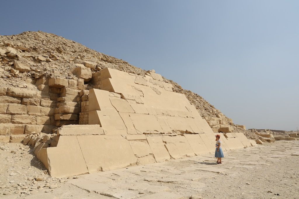 Piramide de unas saqqara