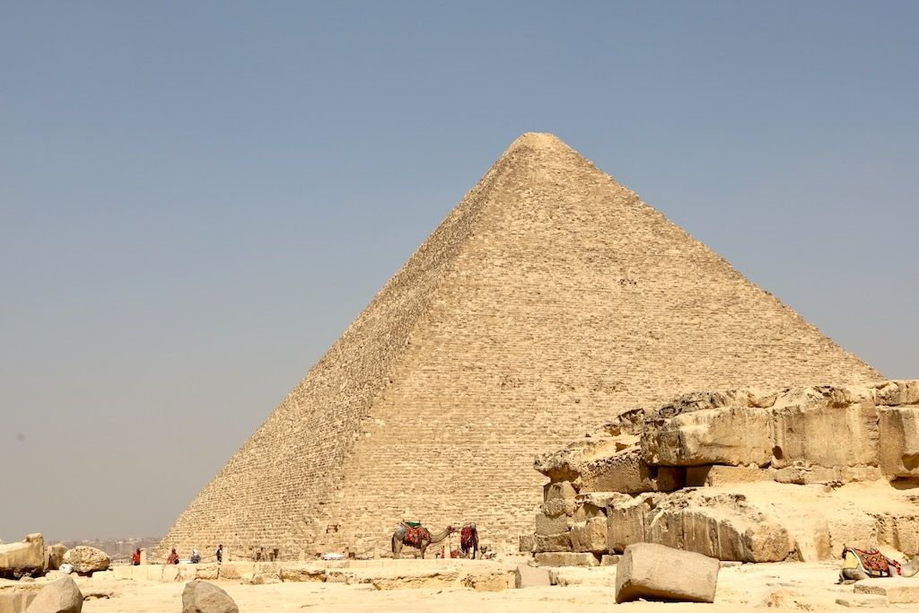 Pirámide de Keops en Giza El Cairo
