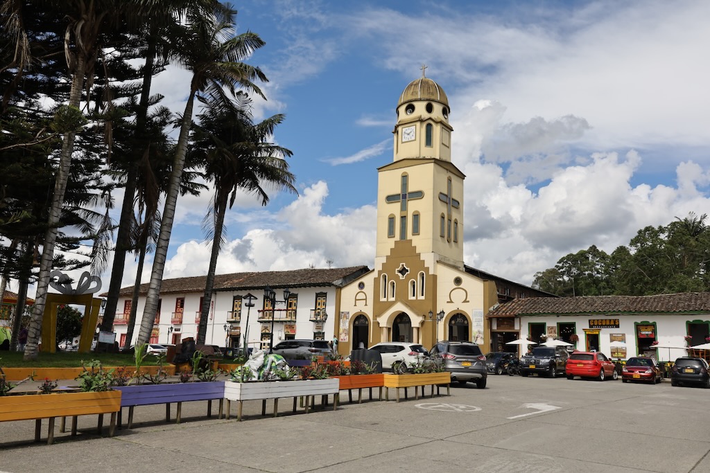 Iglesia Nuestra Señora del Carmen Salento Quindio Colombia eje cafetero