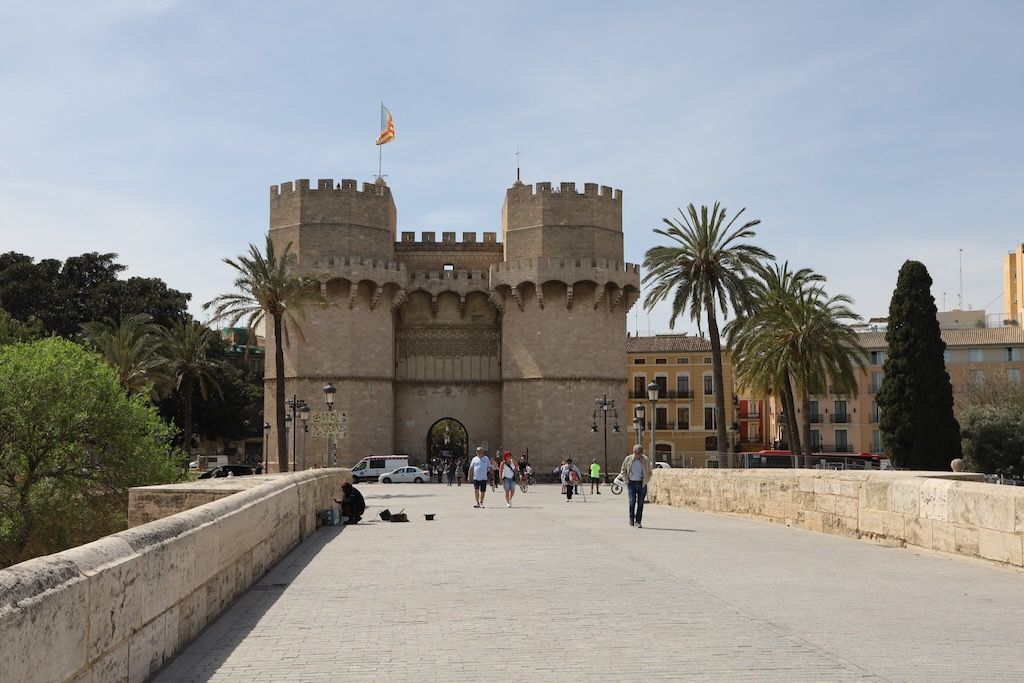 Torres de Serranos recorrido para ver valencia un dia⁩