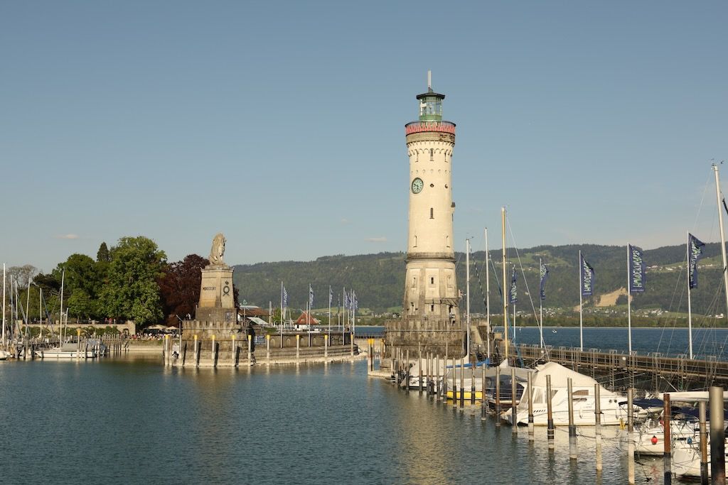 que ver y hacer en Lindau puerto y faro
