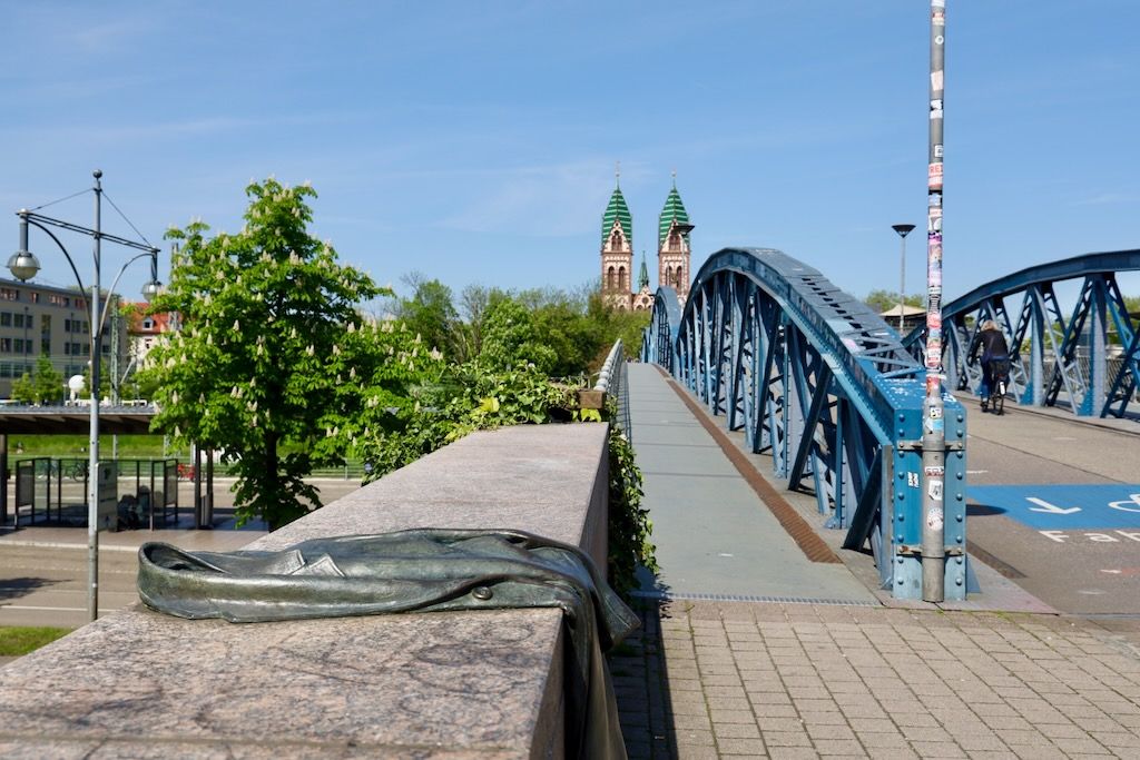 puente azul Blaue Brücke Friburgo Brisgovia Alemania