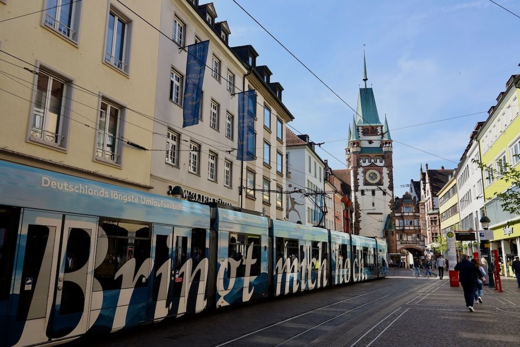 puerta Martinstor Friburgo Brisgovia Alemania