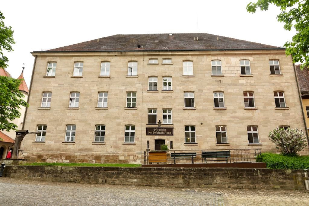 hospital y Historischer Innenhof (patio histórico) Dinkelsbühl Ruta Romántica