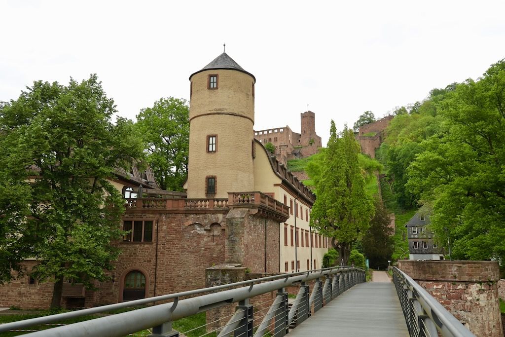 Rathausbrücke y castillo de Wertheim am Main Ruta Romantica Alemania