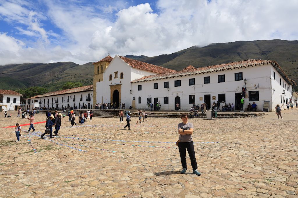 Iglesia Nuestra Señora del Rosario en la Plaza Mayor villa de leyva