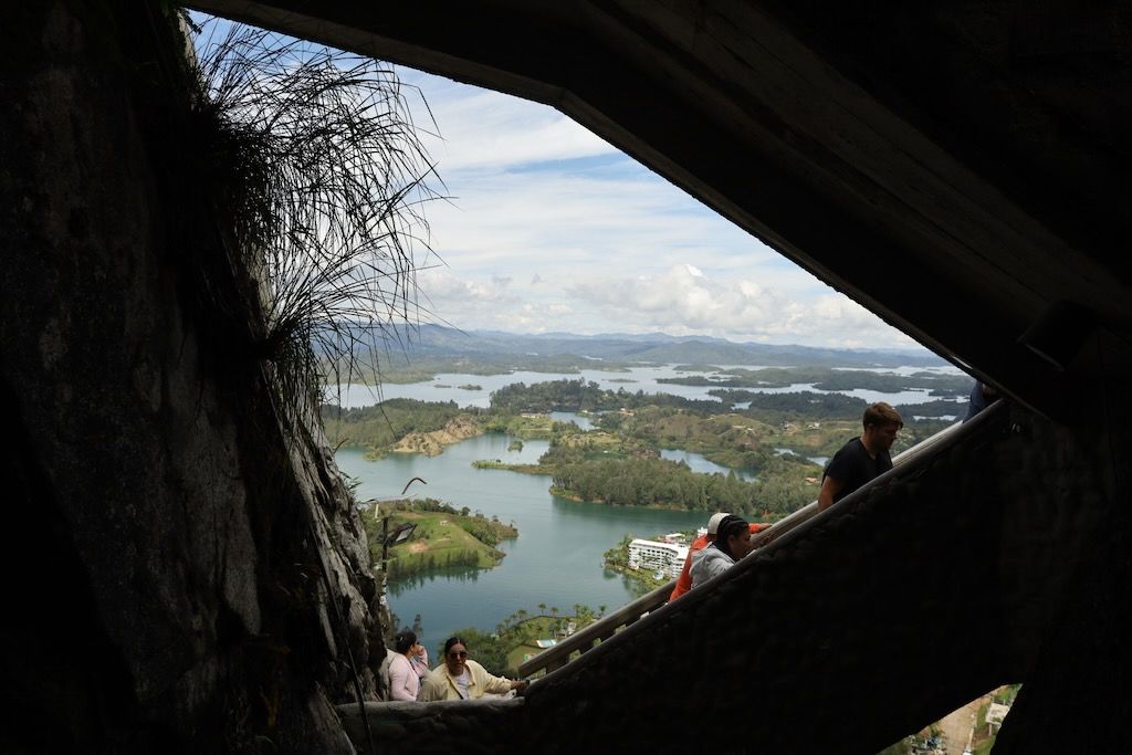 bajada del peñon de guatape