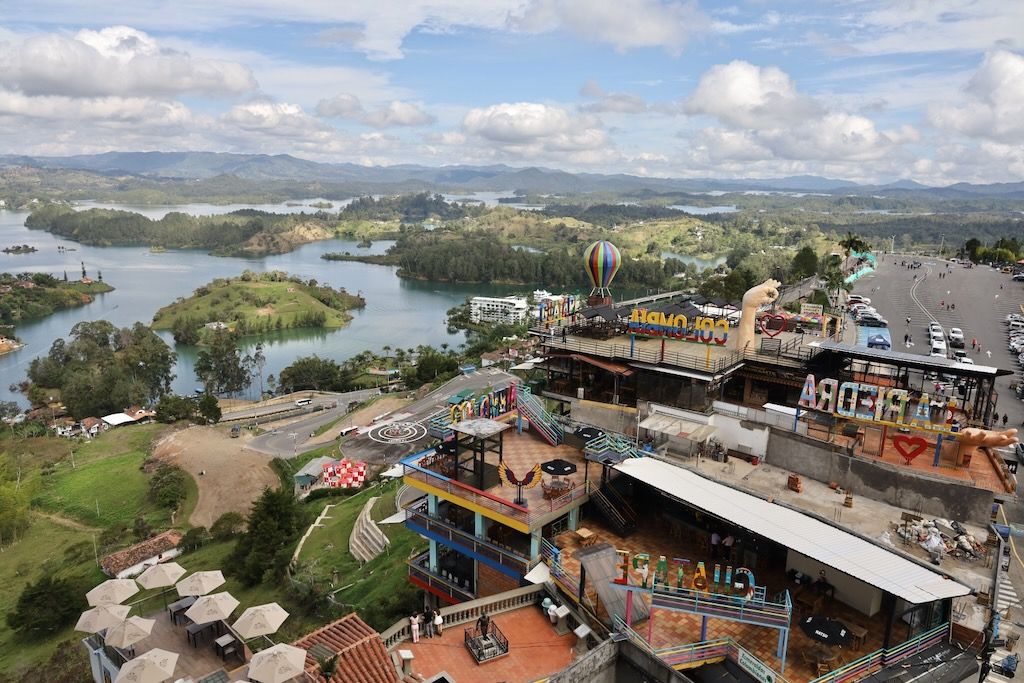 base del Peñon de Guatapé o piedra del Peñol Antioquia Colombia