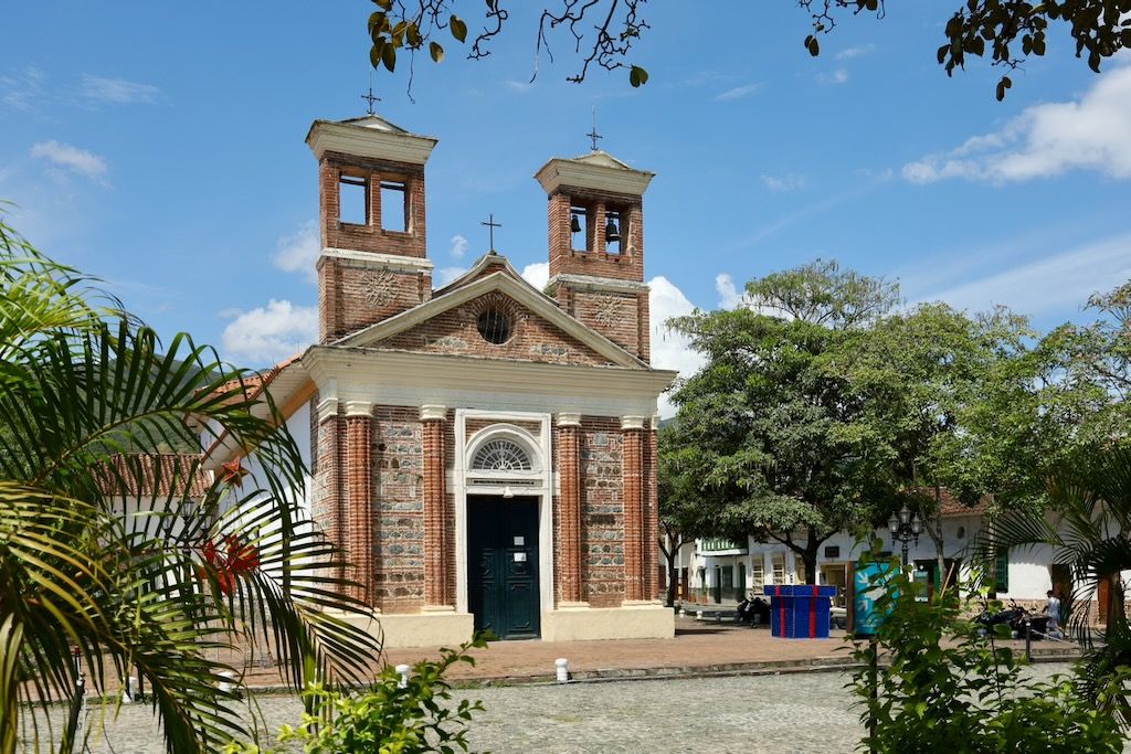 iglesia de nuestra señora de chiquinquirá santa fe de antioquia