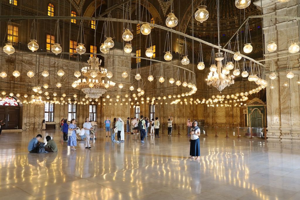 Mezquita de alabastro dentro de la ciudadela el cairo