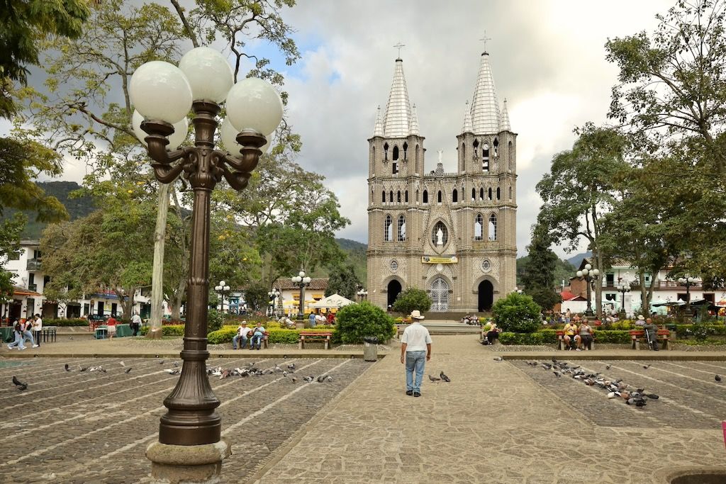 Basílica Menor de la Inmaculada Concepción Jardín (Antioquia) exterior