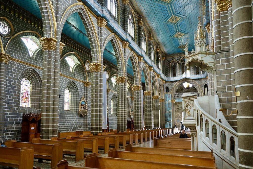 Basílica Menor de la Inmaculada Concepción Jardín (Antioquia) interior