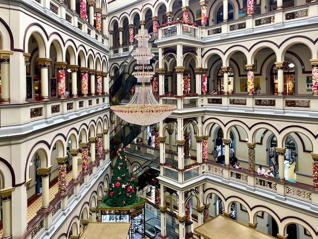 centro comercial Palacio Nacional avenida carabobo Medellín