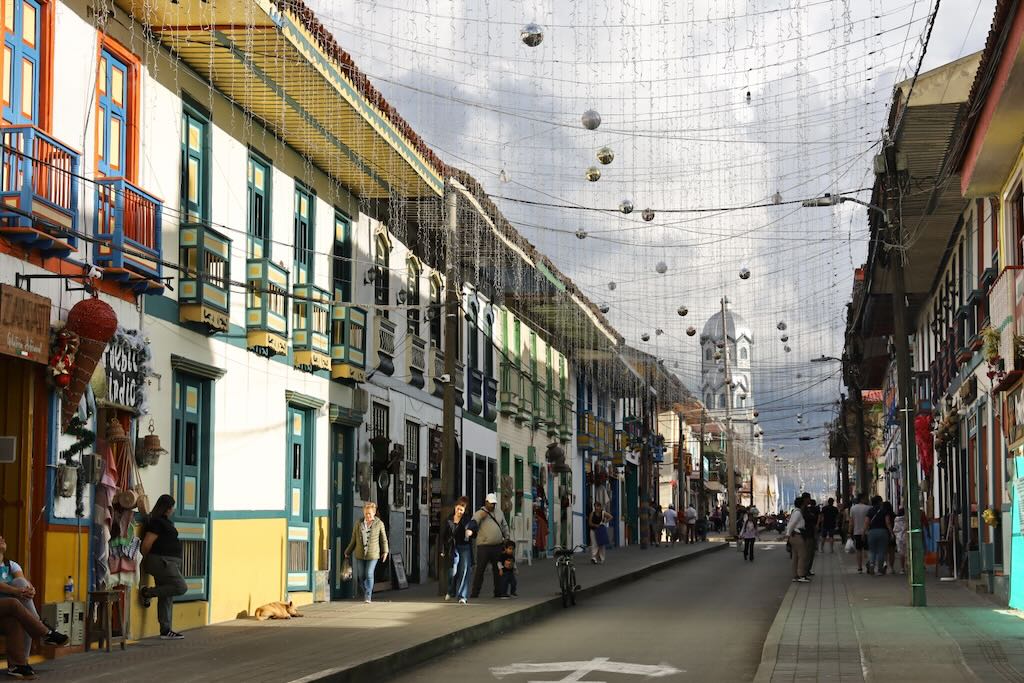 Calle del Tiempo Detenido Filandia Quindio Eje Cafetero Colombia