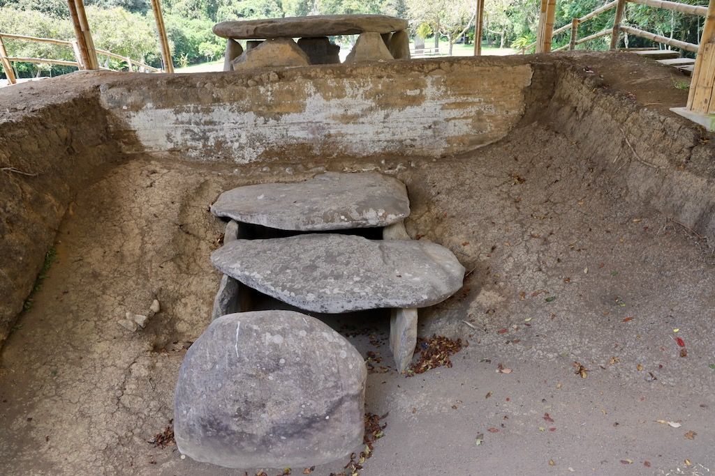 Parque arqueologico San Agustin Colombia mesita A