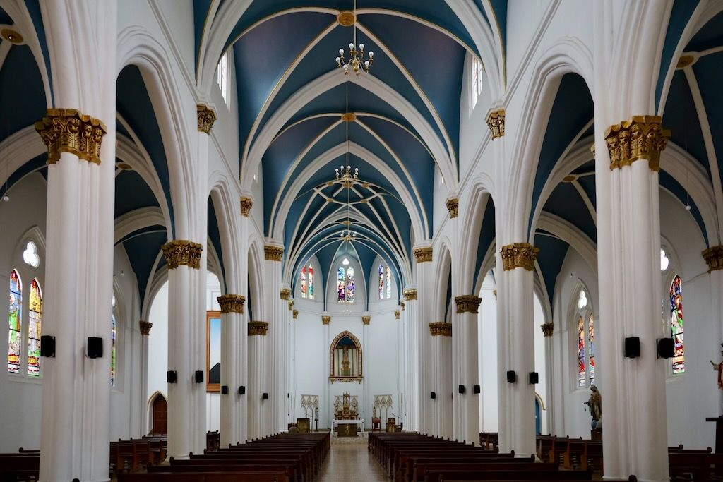 Santuario de Santa Laura iglesia rosa de Jericó antioquia colombia