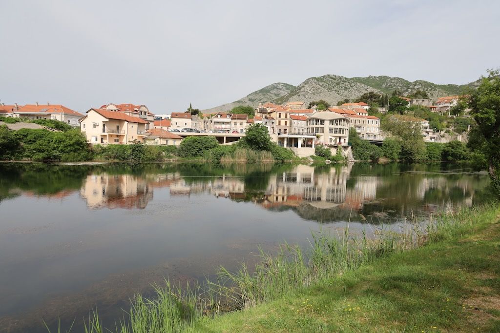 Paseo por el rio de Trebinje Herzegovina